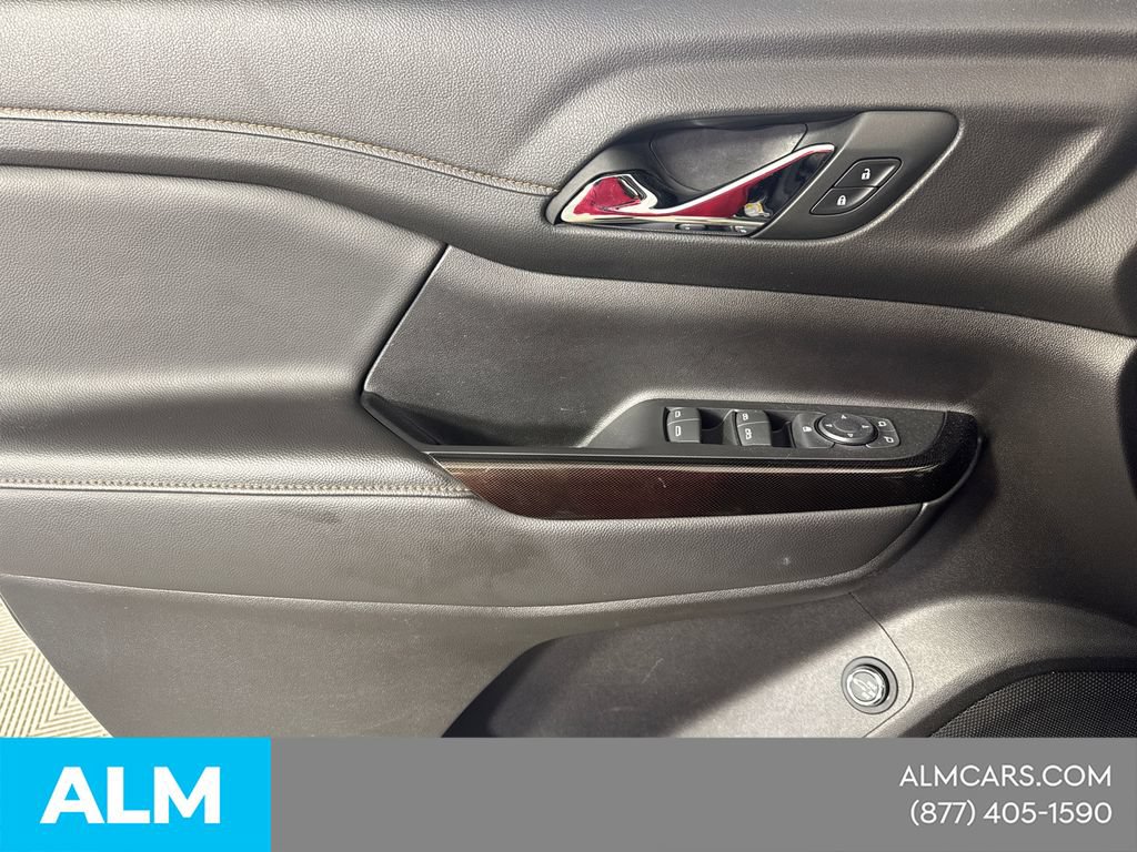 Used 2023 GMC Acadia AT4 AWD/4WD image 13