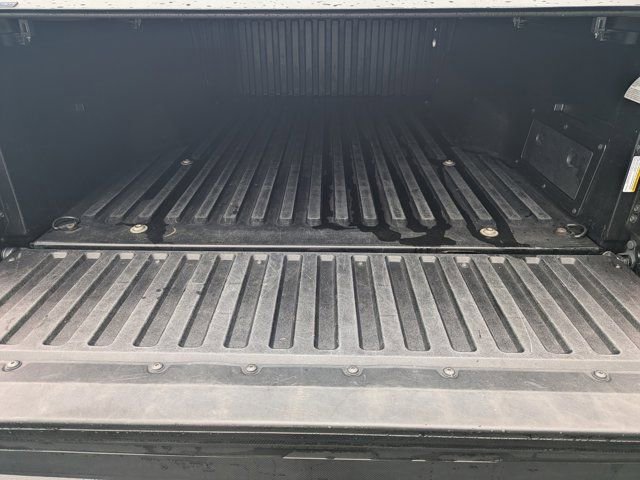 Used 2022 Toyota Tacoma SR AWD/4WD image 16