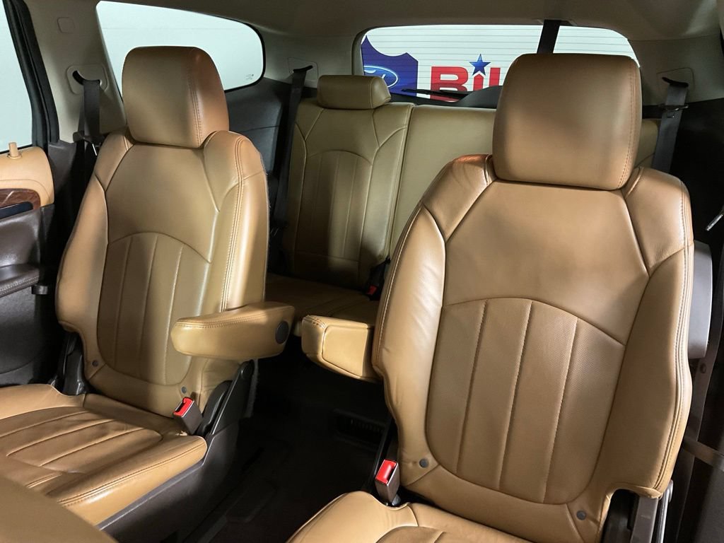 Used 2014 Buick Enclave Leather w/ Trailering Provision Package FWD image 16