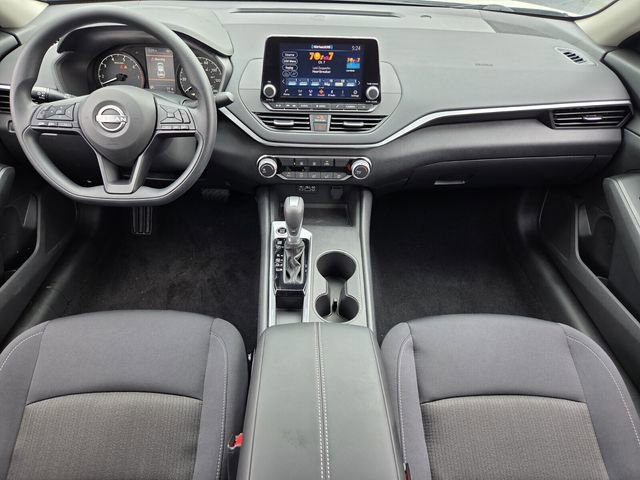 Certified 2025 Nissan Altima 2.5 S FWD image 12
