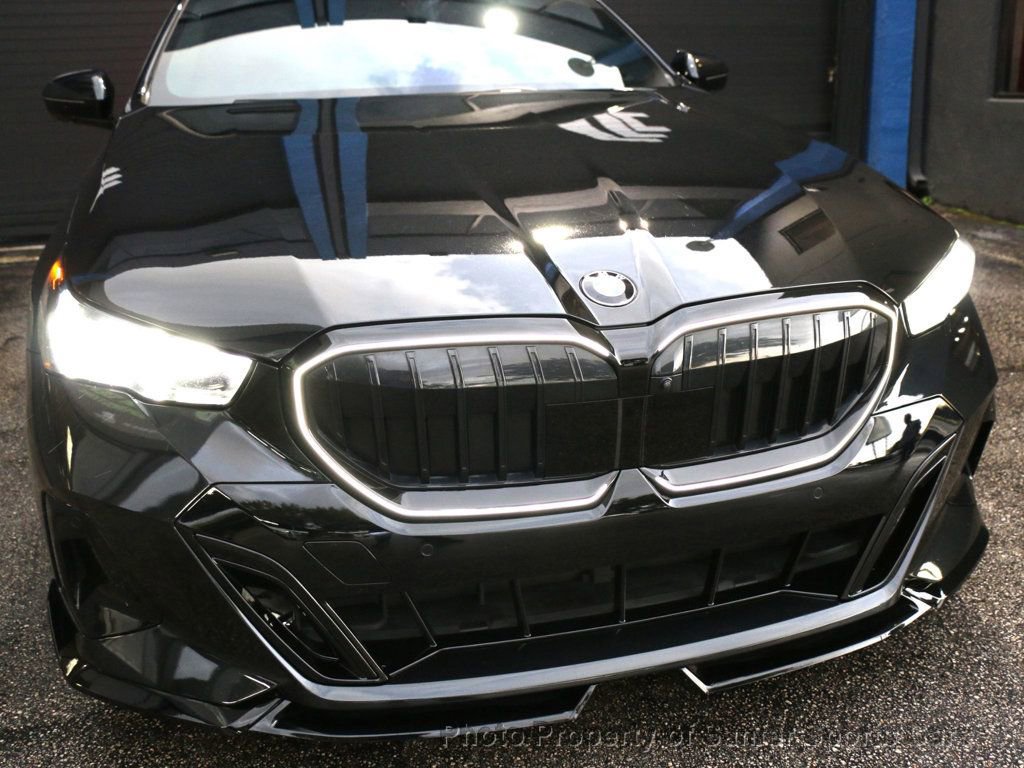 Used 2025 BMW 540i xDrive image 10