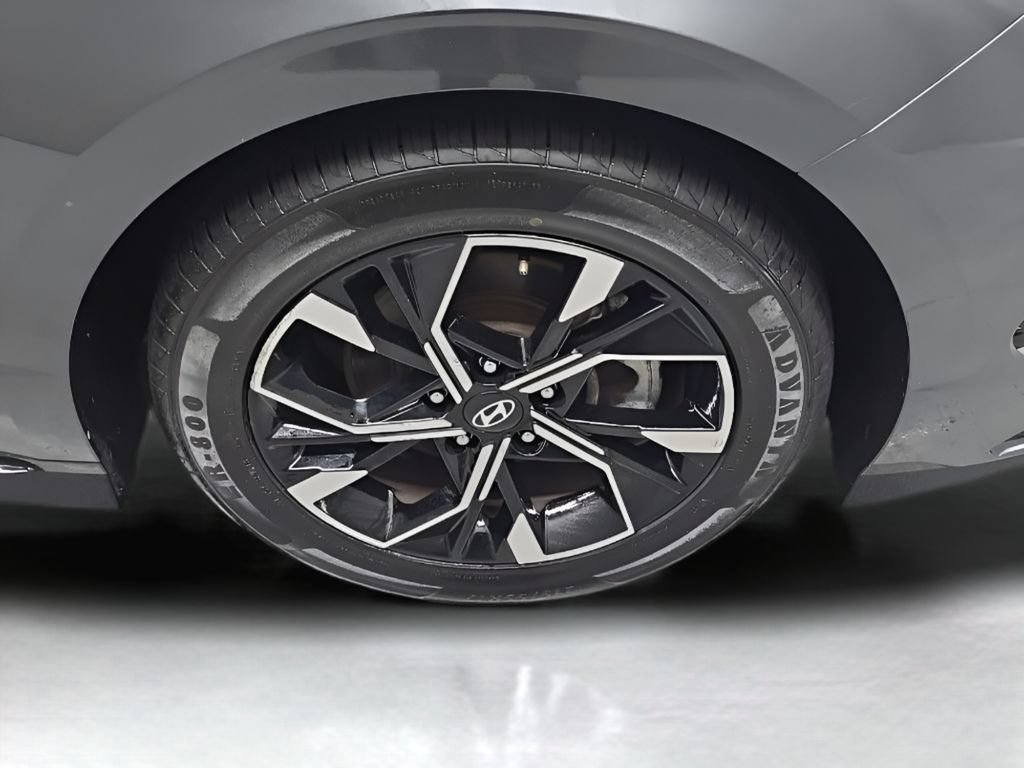 Certified 2025 Hyundai Sonata SEL FWD image 43