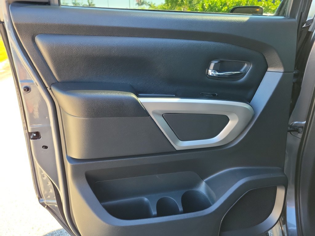 Used 2023 Nissan Titan SV w/ Accessory Utility Package RWD image 11