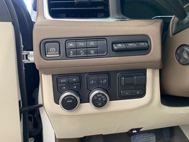 Used 2024 GMC Yukon Denali w/ Max Trailering Package AWD/4WD image 18