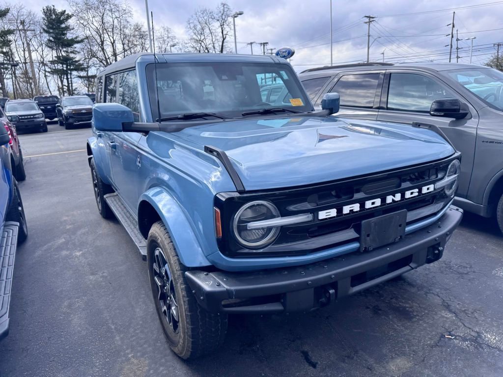 Used 2021 Ford Bronco Outer Banks AWD/4WD image 3