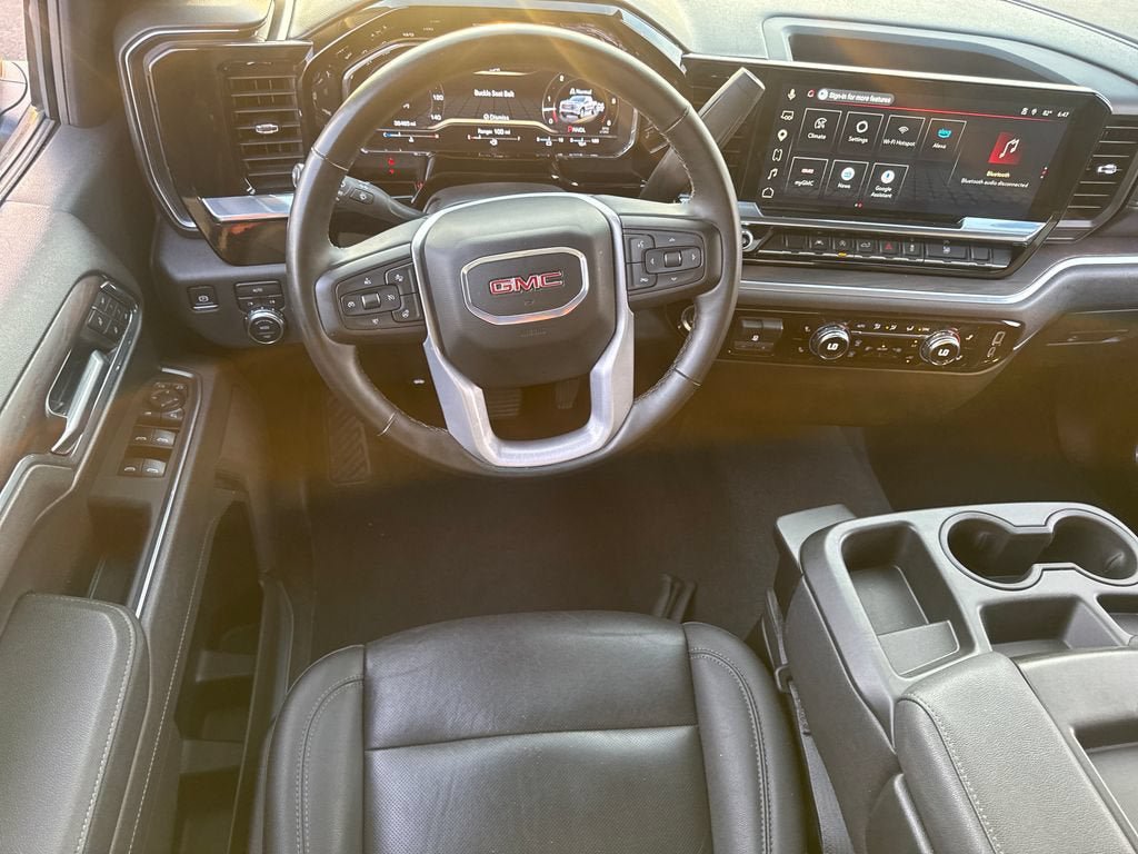 Used 2025 GMC Sierra 1500 SLT AWD/4WD image 15