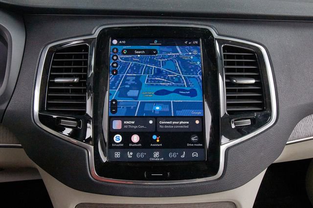 Certified 2023 Volvo XC90 B6 Plus w/ Protection Package Premier AWD/4WD image 14