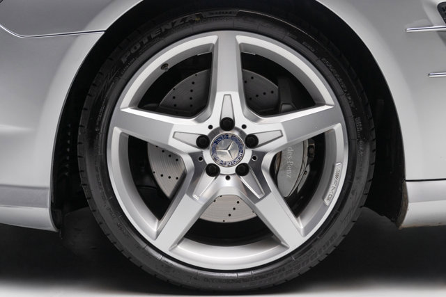 Used 2013 Mercedes-Benz SL 550 image 6