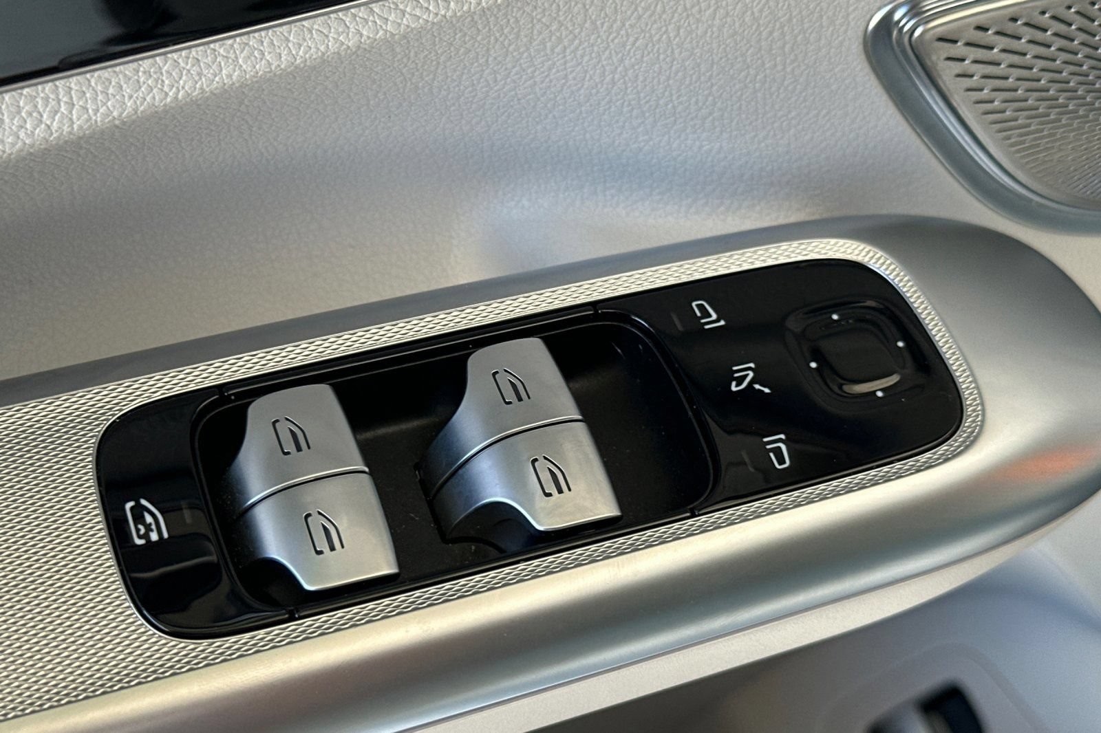 Certified 2023 Mercedes-Benz EQE 350+ 4MATIC SUV image 12