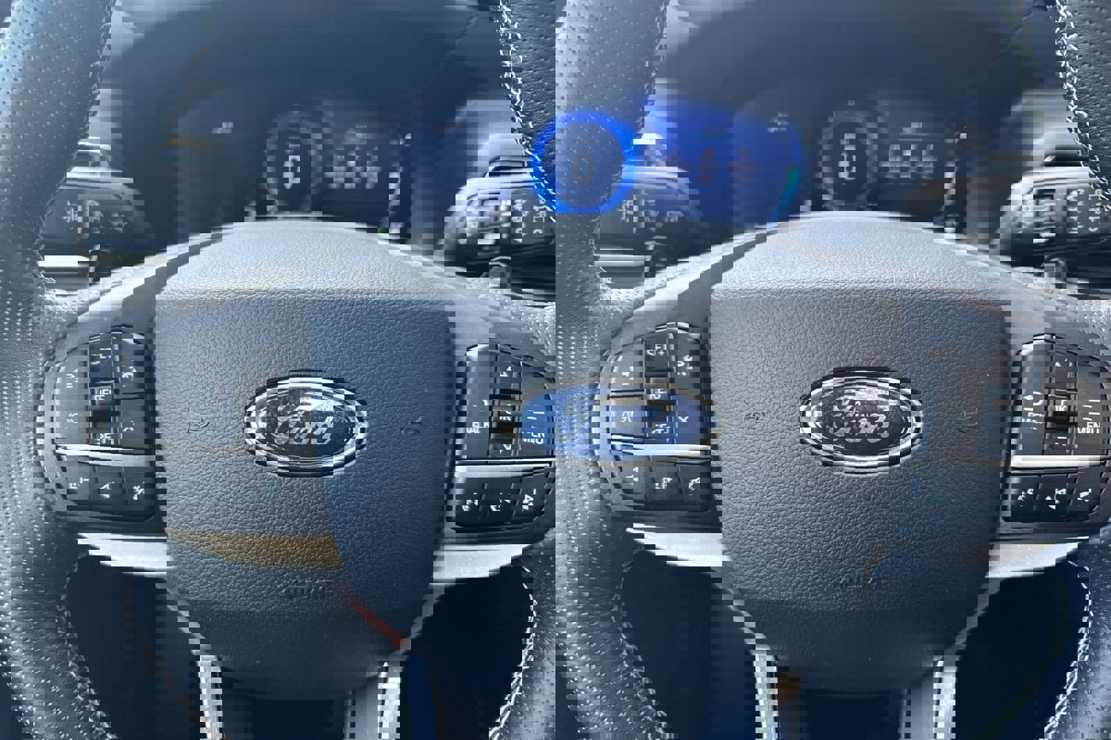 Used 2020 Ford Explorer ST w/ Premium Technology Package image 25