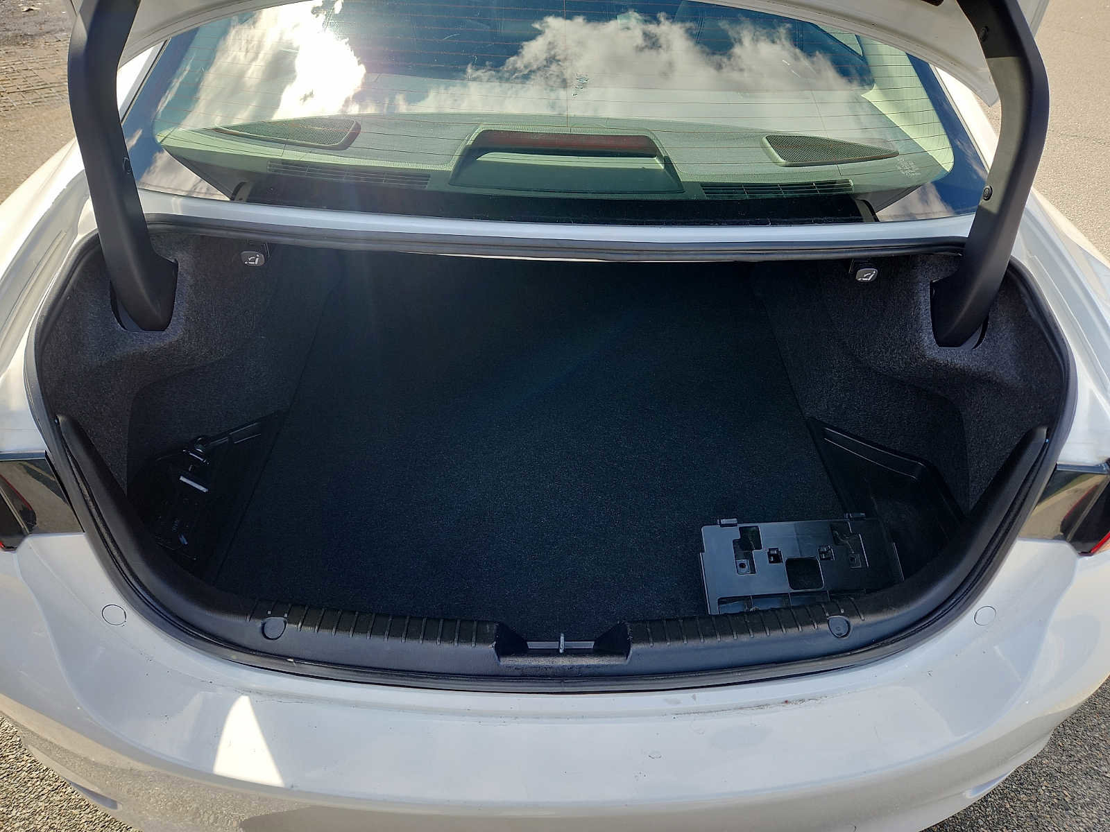 Used 2020 MAZDA MAZDA6 Touring image 29