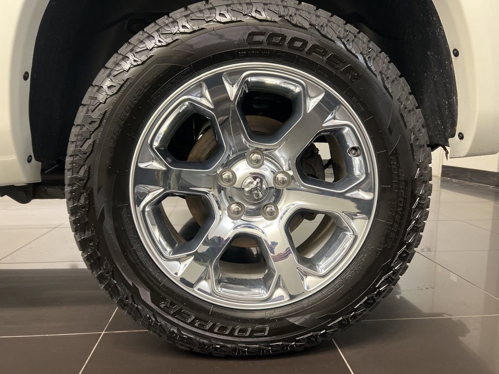 Used 2017 RAM 1500 Laramie w/ Convenience Group image 7