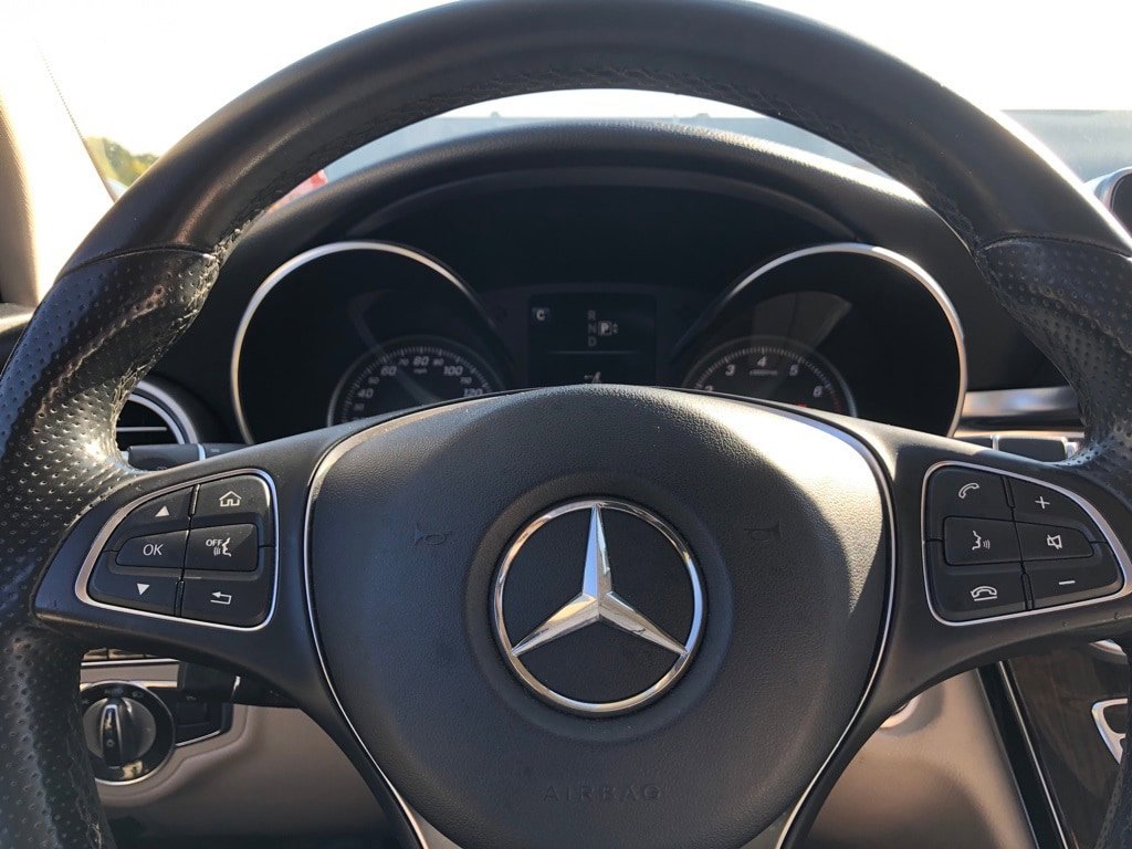 Used 2015 Mercedes-Benz C 300 4MATIC Sedan image 21
