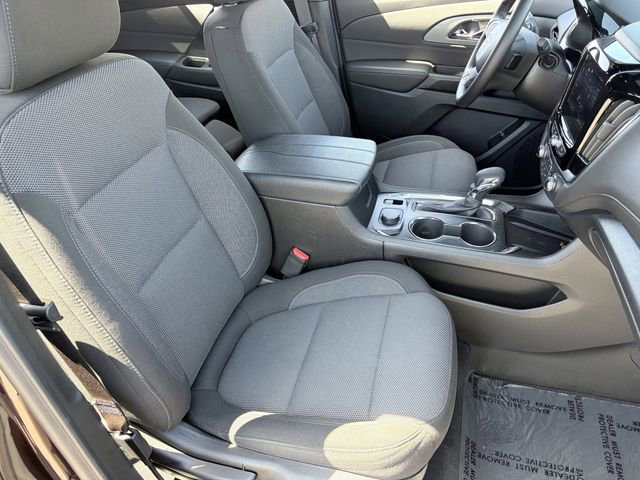 Used 2023 Chevrolet Traverse LT FWD image 11
