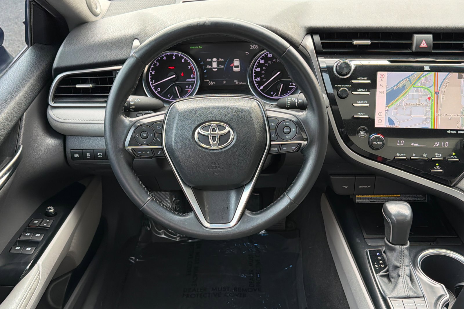 Used 2020 Toyota Camry XLE w/ Driver Assist Package image 14