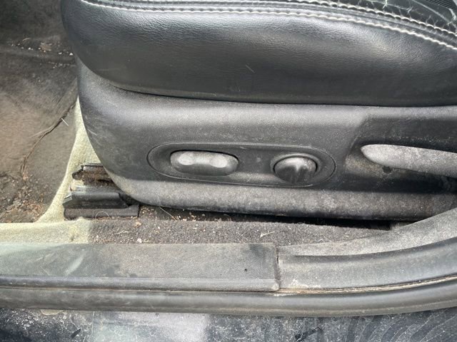 Used 2006 Pontiac Grand Prix GT w/ Premium Package image 10