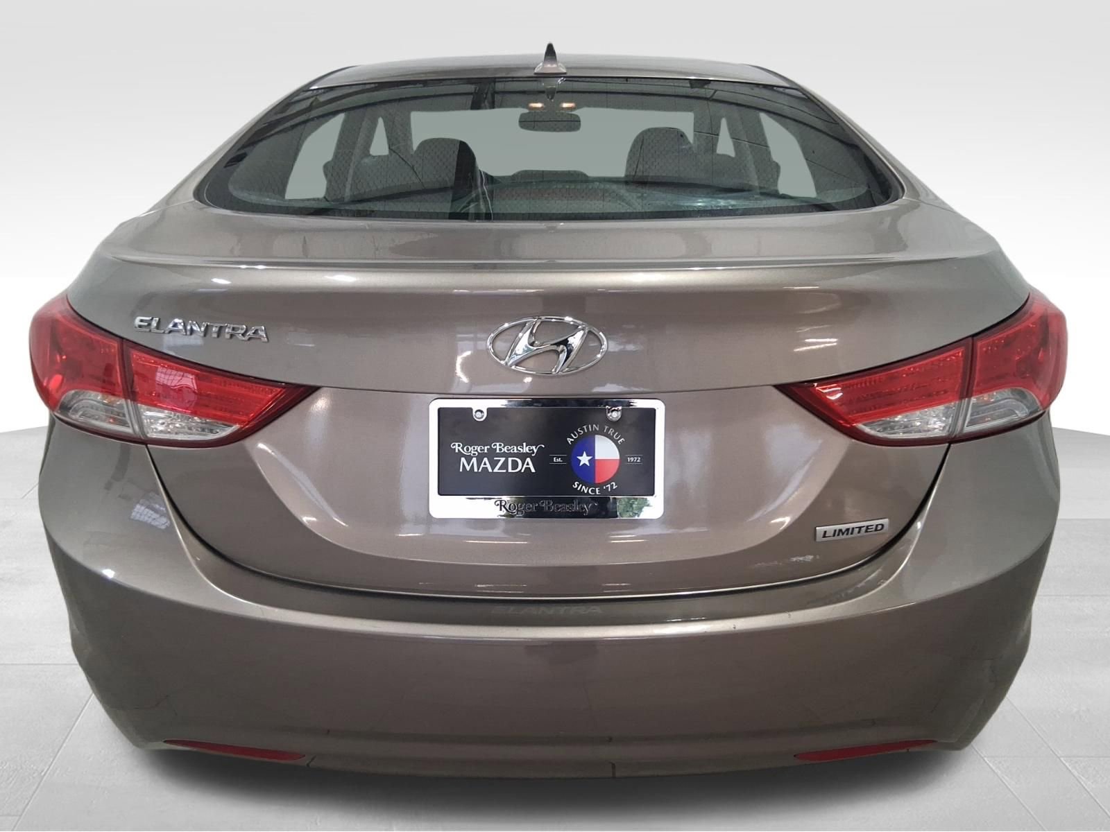 Used 2013 Hyundai Elantra Limited image 6