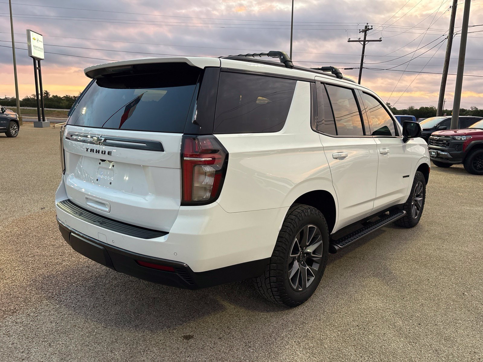 Used 2021 Chevrolet Tahoe Z71 w/ Z71 Signature Package AWD/4WD image 6