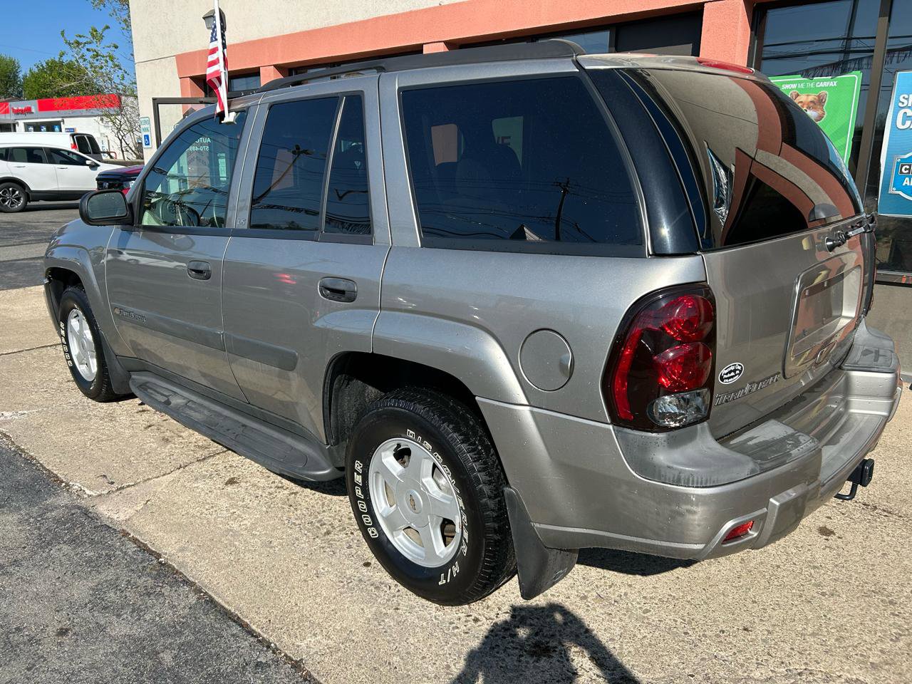Used 2003 Chevrolet TrailBlazer LS w/ Preferred Equipment Group AWD/4WD image 3