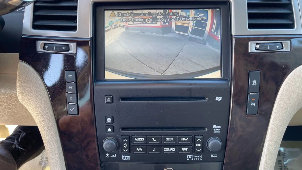 Used 2007 Cadillac Escalade AWD w/ Information Package image 31