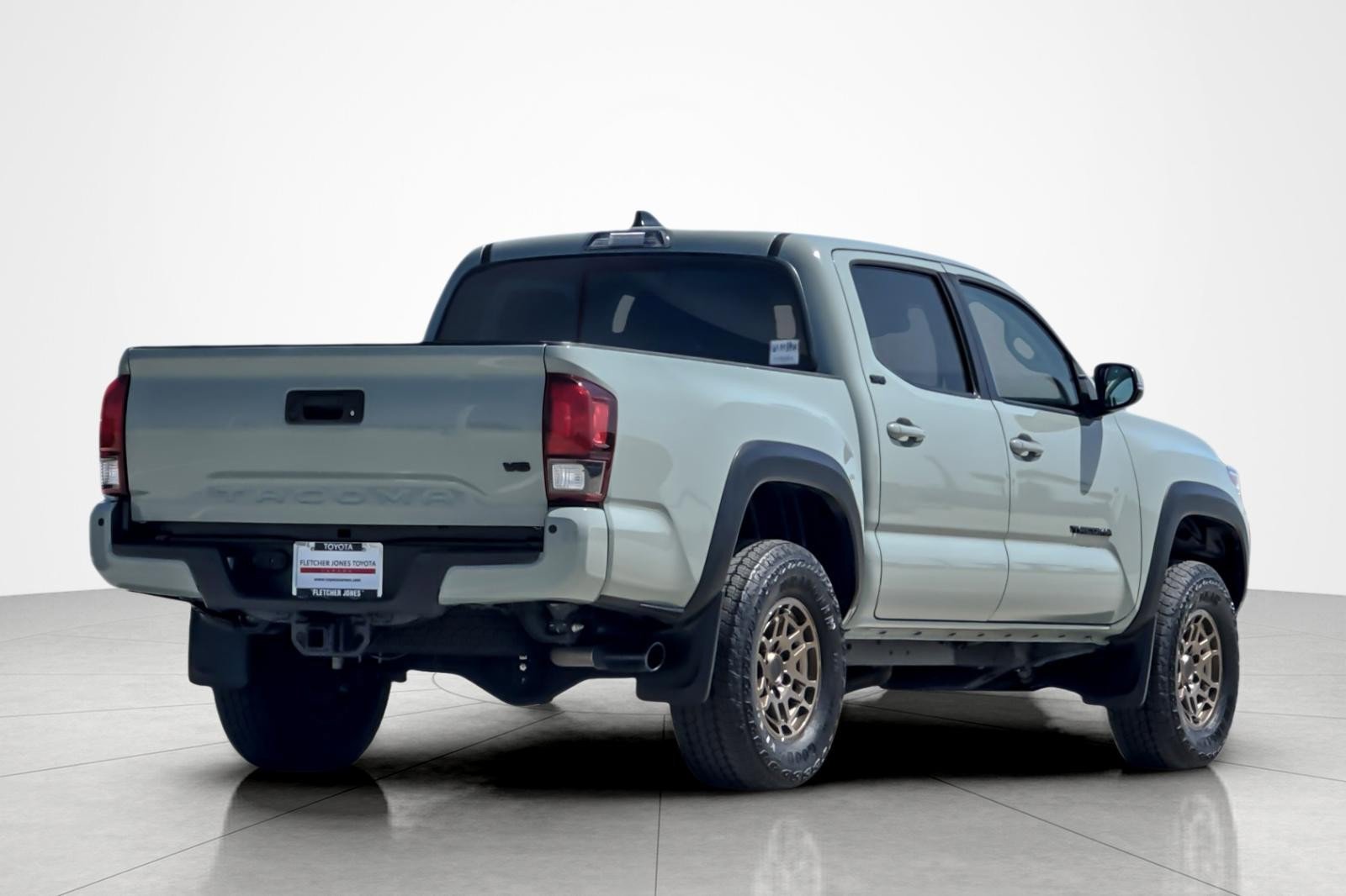 Used 2023 Toyota Tacoma 4x4 Double Cab w/ Trail Edition image 5