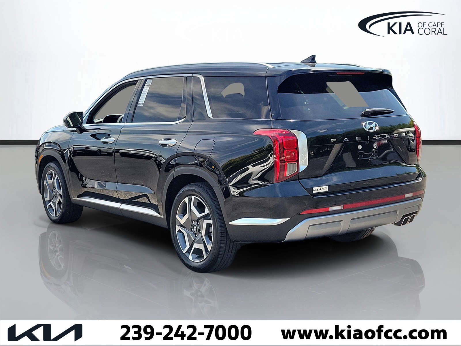 Used 2025 Hyundai Palisade Limited image 4
