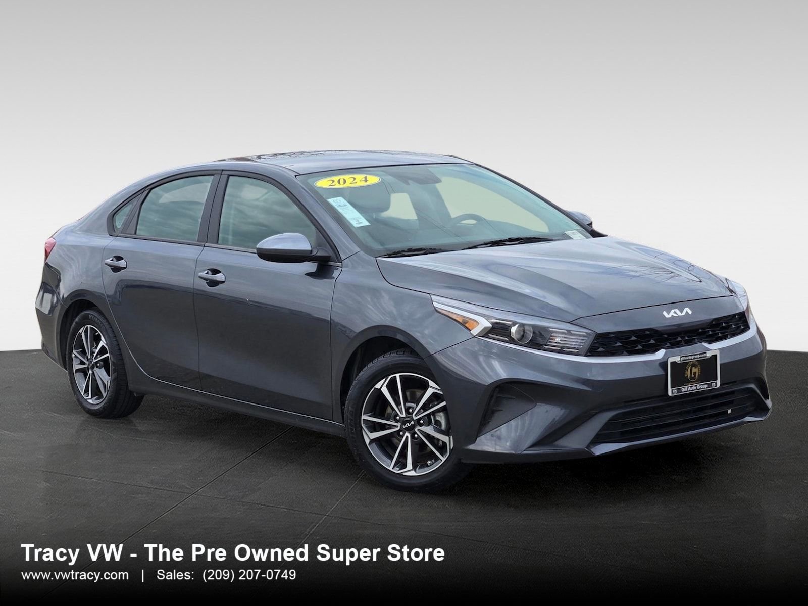 Used 2024 Kia Forte LXS image 1