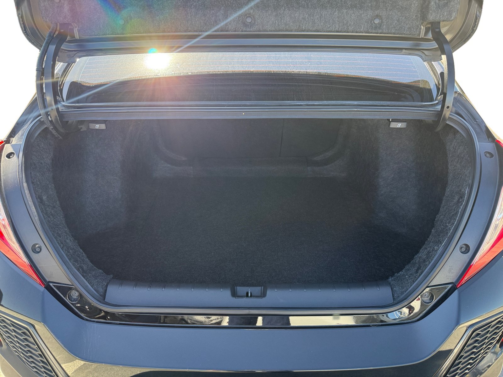 Used 2018 Honda Civic Si image 17