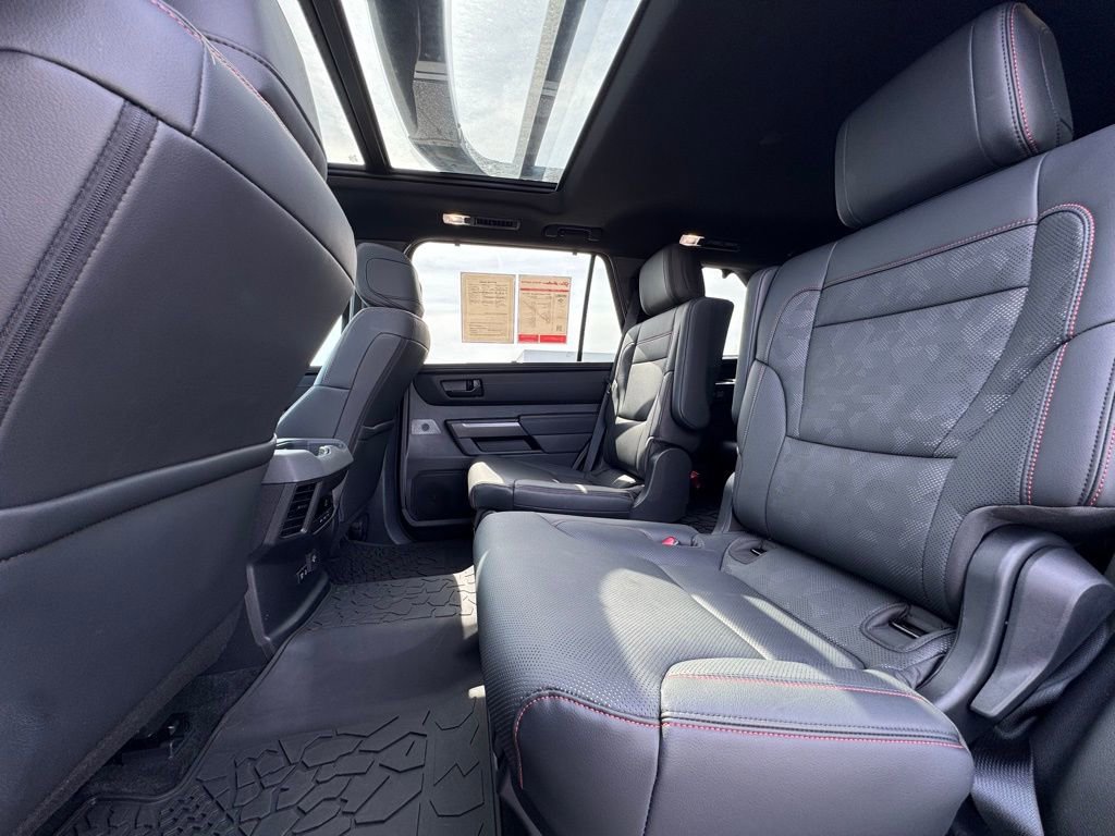 Used 2025 Toyota Sequoia TRD Pro AWD/4WD image 20
