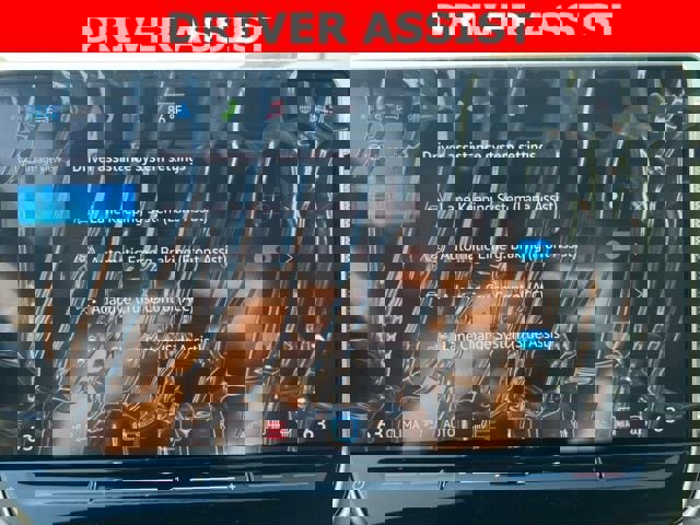 New 2025 Volkswagen Tiguan SE R-Line image 4