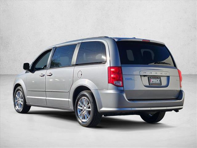 Used 2014 Dodge Grand Caravan SXT w/ Rear Park Assist Package FWD image 8