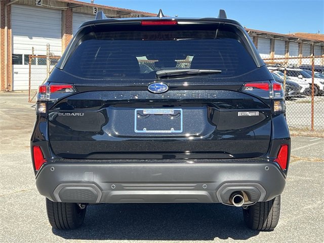 New 2025 Subaru Forester Limited image 31