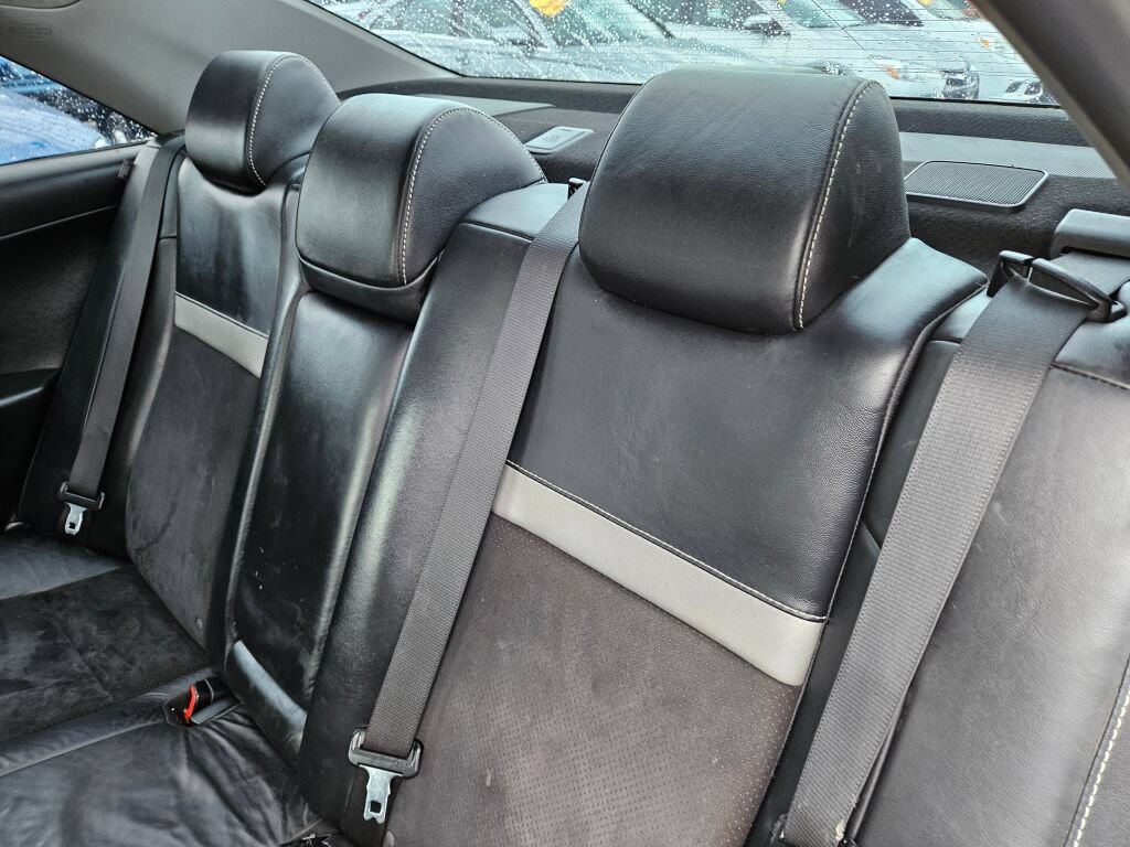 Used 2012 Toyota Camry SE w/ Leather Pkg FWD image 14