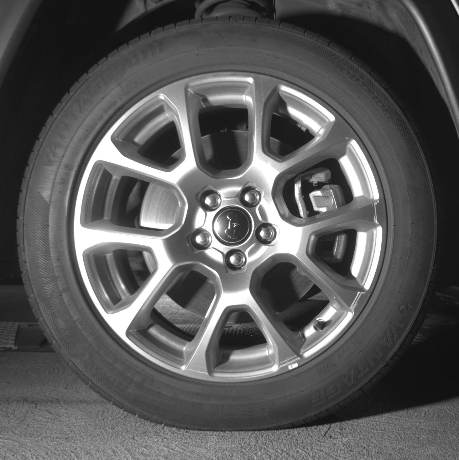 Used 2025 Jeep Compass Limited AWD/4WD image 13