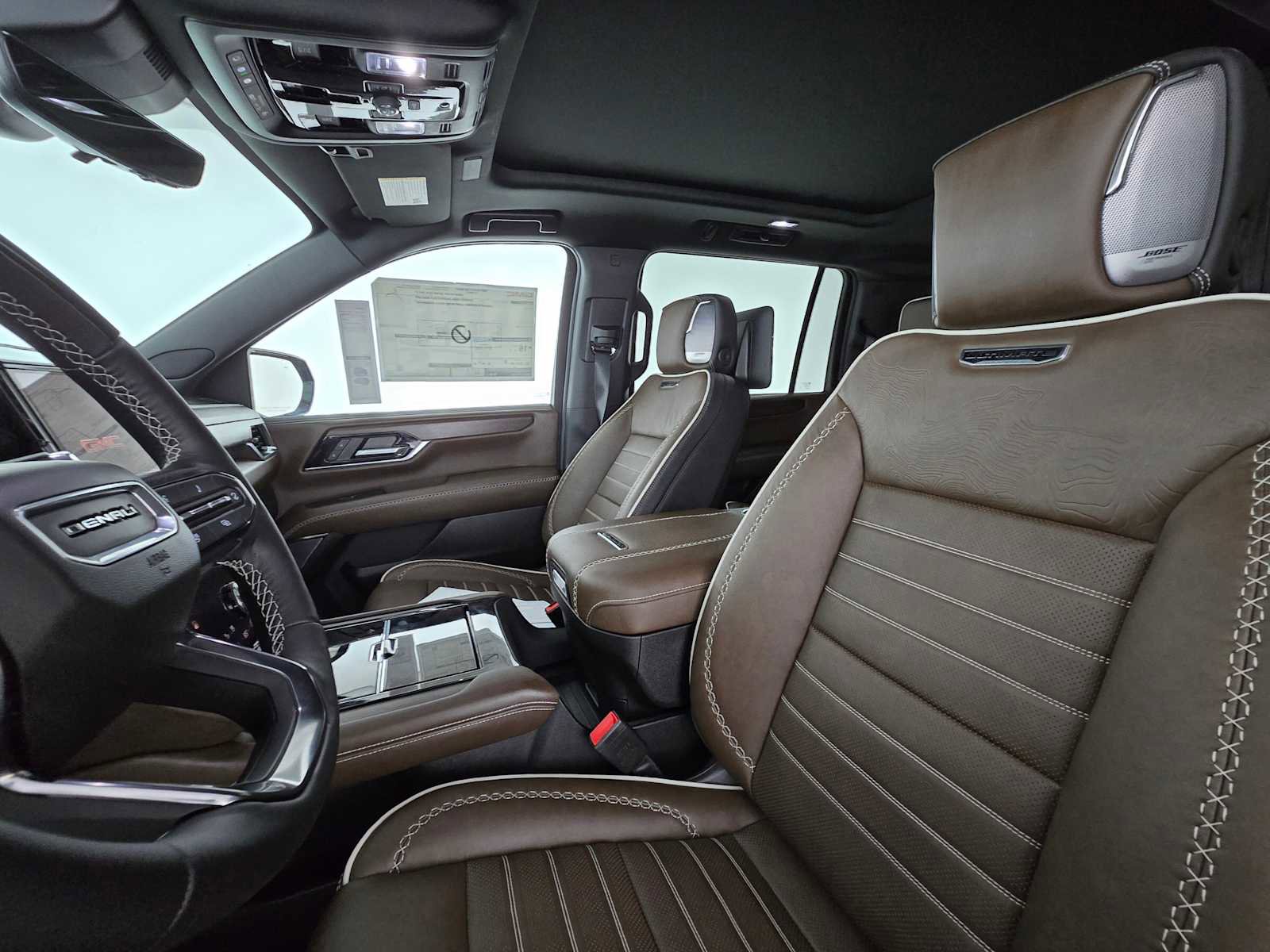 New 2026 GMC Yukon XL Denali Ultimate w/ LPO, Illumination Package image 22