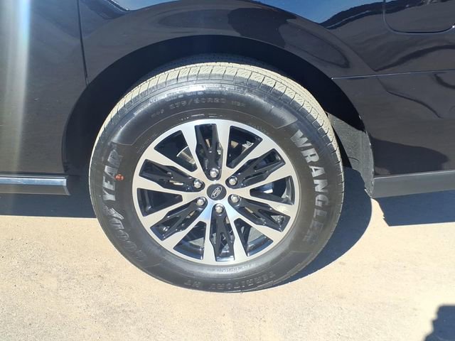 Used 2025 Ford Expedition Max Platinum image 7