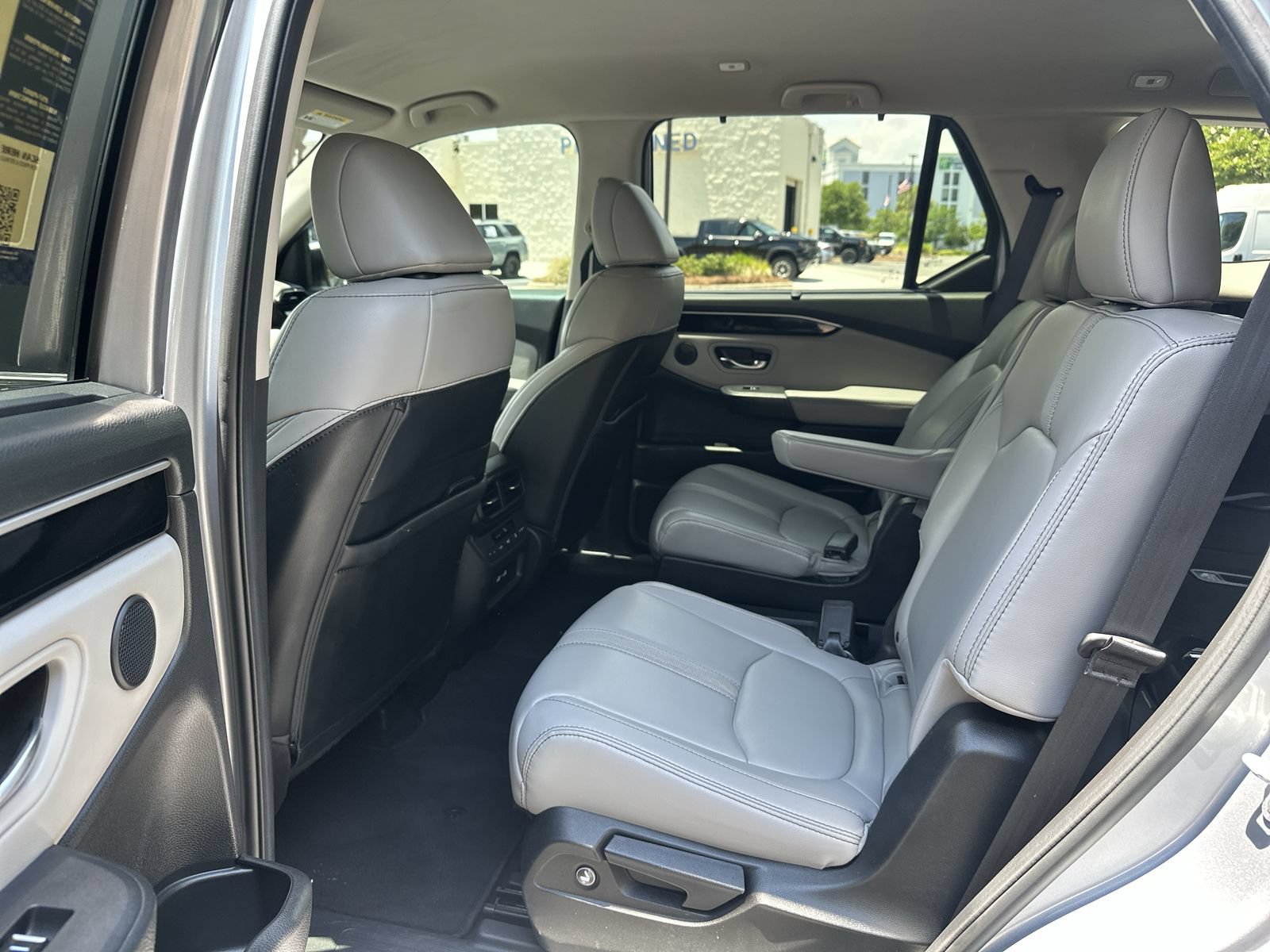 Used 2023 Honda Pilot EX-L image 31