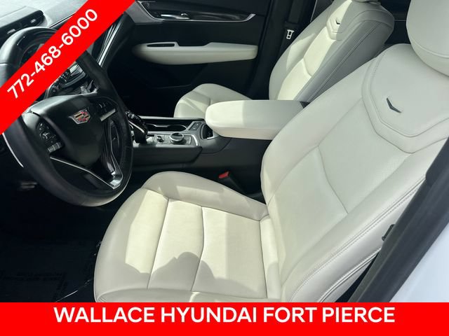 Used 2024 Cadillac XT6 Sport w/ Technology Package AWD/4WD image 19