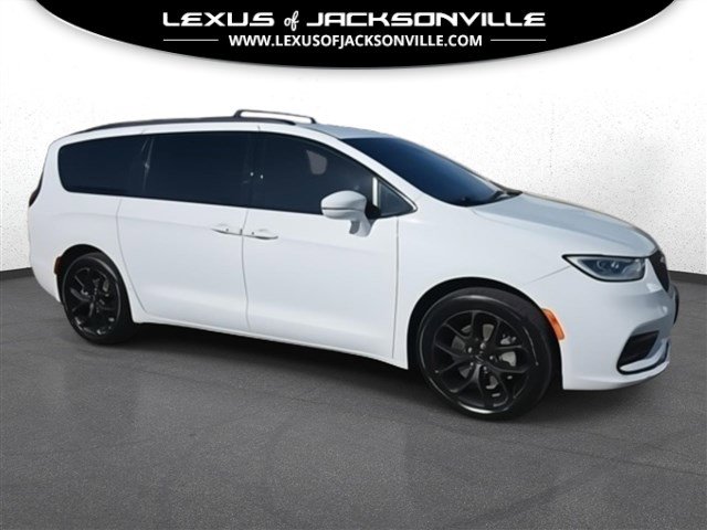 Used 2022 Chrysler Pacifica Touring-L w/ S Appearance Package