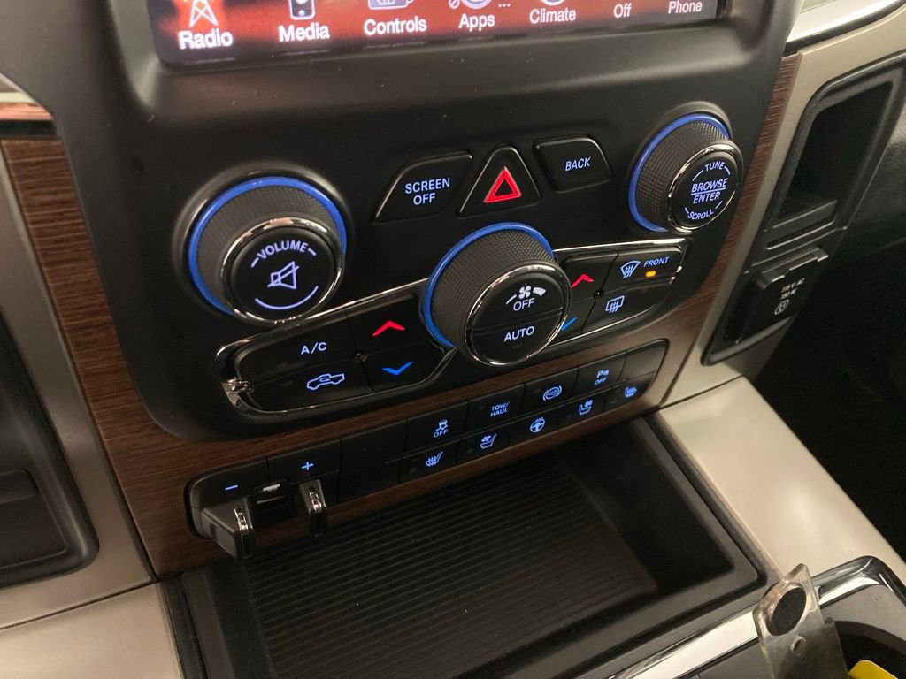 Used 2015 RAM 2500 Laramie w/ Convenience Group image 9