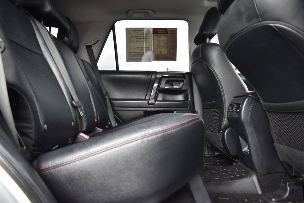 Used 2022 Toyota 4Runner TRD Off-Road Premium w/ Moonroof Package AWD/4WD image 10