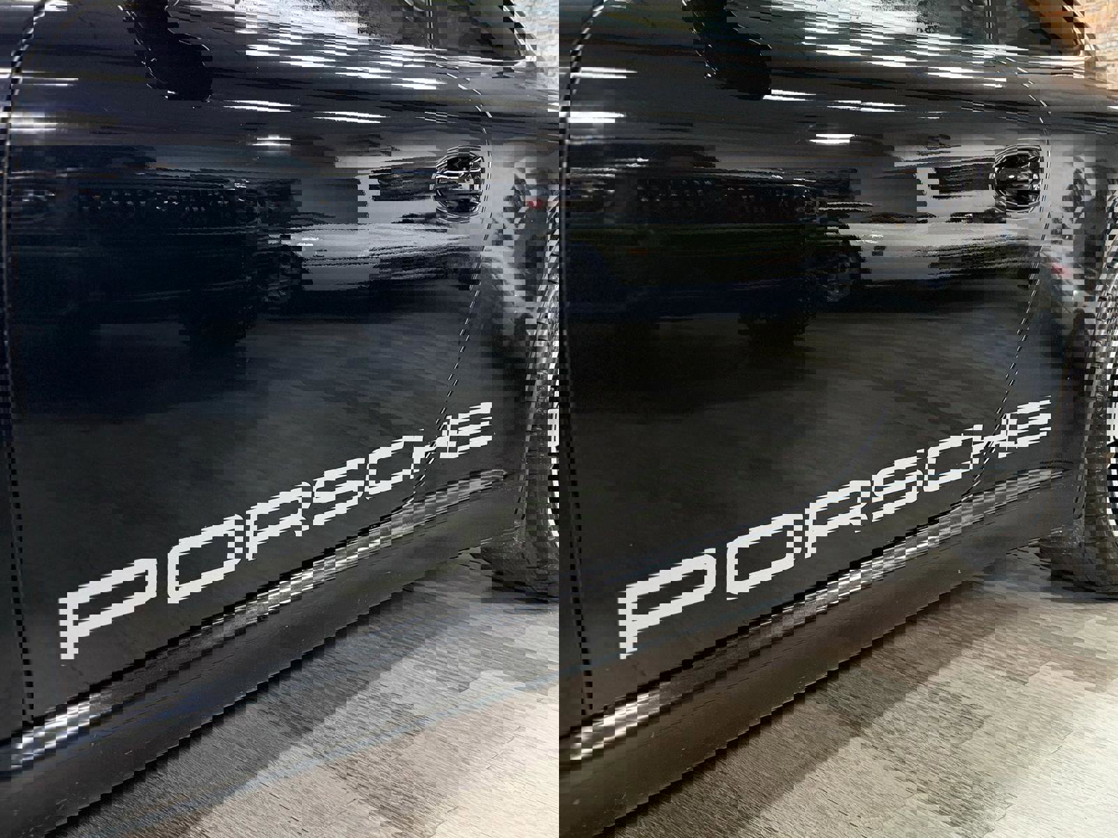 Used 2010 Porsche 911 Carrera image 11