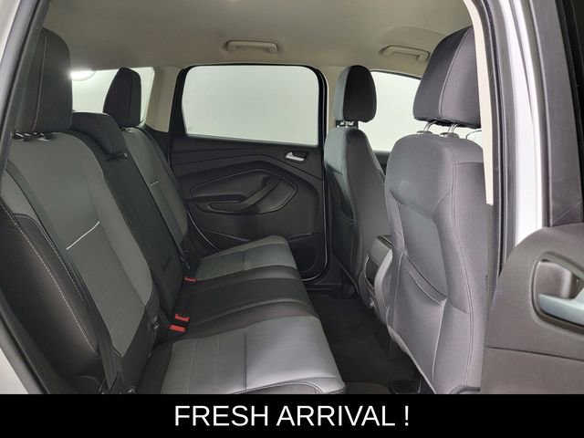 Used 2015 Ford Escape SE image 17