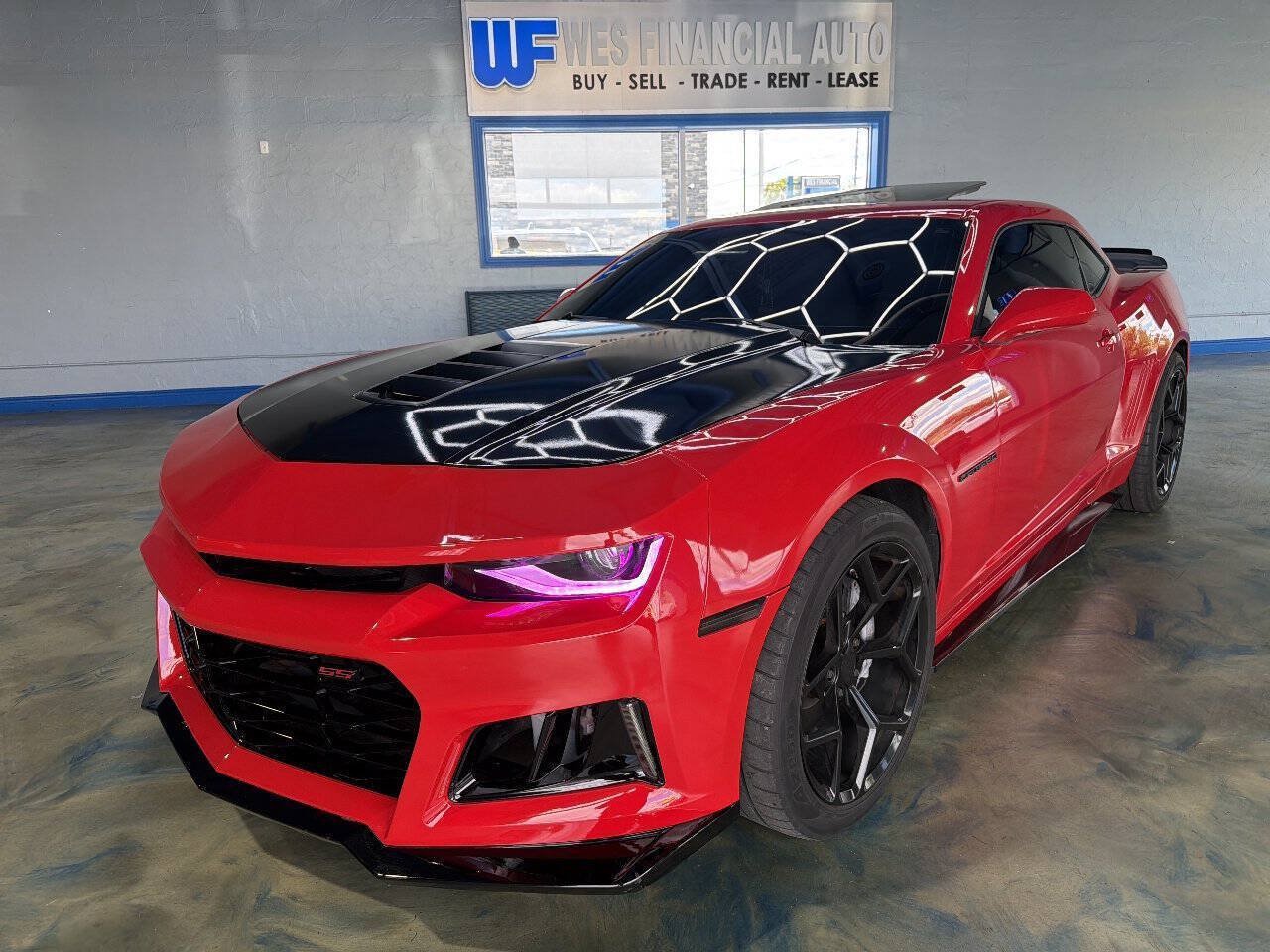 Used 2014 Chevrolet Camaro SS w/ RS Package RWD image 10