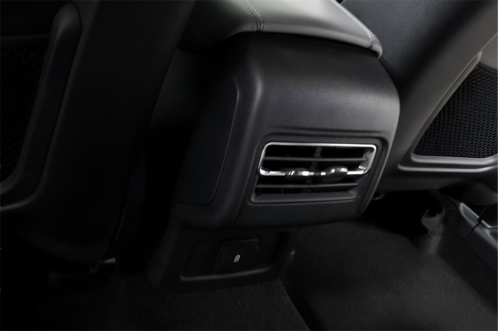 Used 2022 Lincoln Corsair FWD image 25