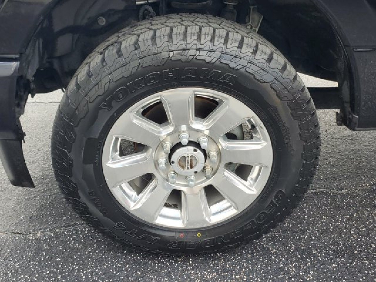 Used 2021 Ford F250 Platinum w/ FX4 Off-Road Package AWD/4WD image 4