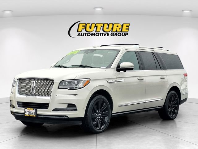 Certified 2023 Lincoln Navigator L Reserve AWD/4WD image 8