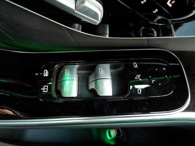 Used 2024 Mercedes-Benz S 580 4MATIC Sedan image 42