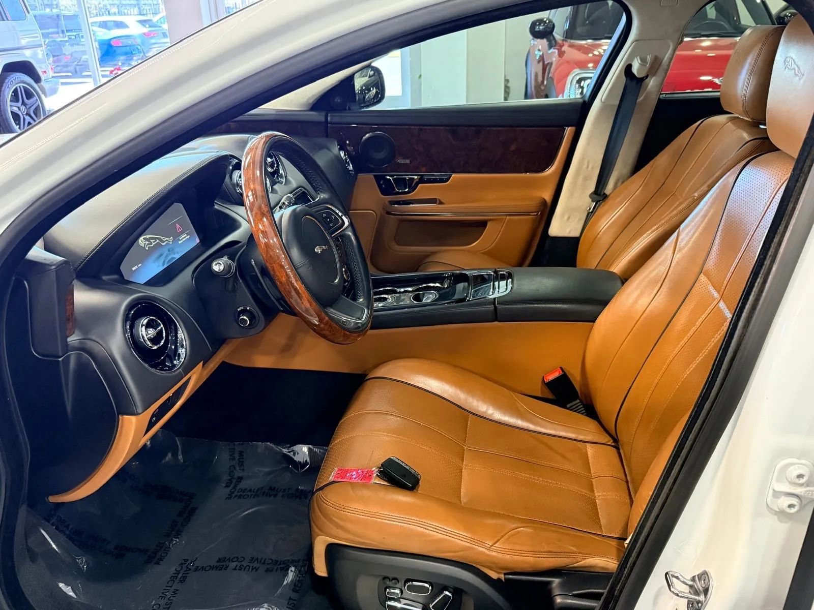 Used 2015 Jaguar XJ L Portfolio image 8