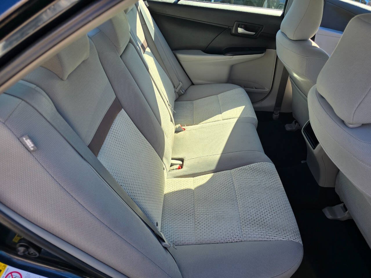 Used 2013 Toyota Camry LE FWD image 22